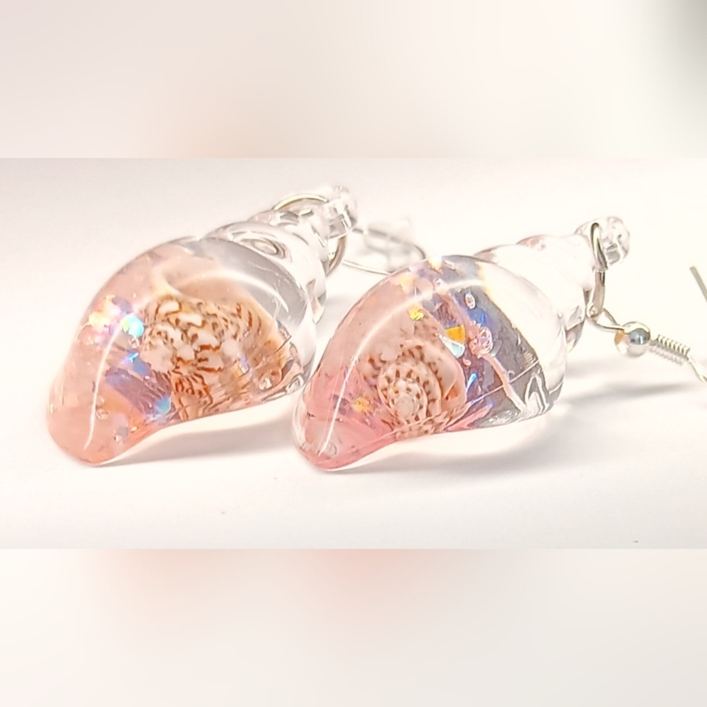 925 Pink Shell Earrings (New)